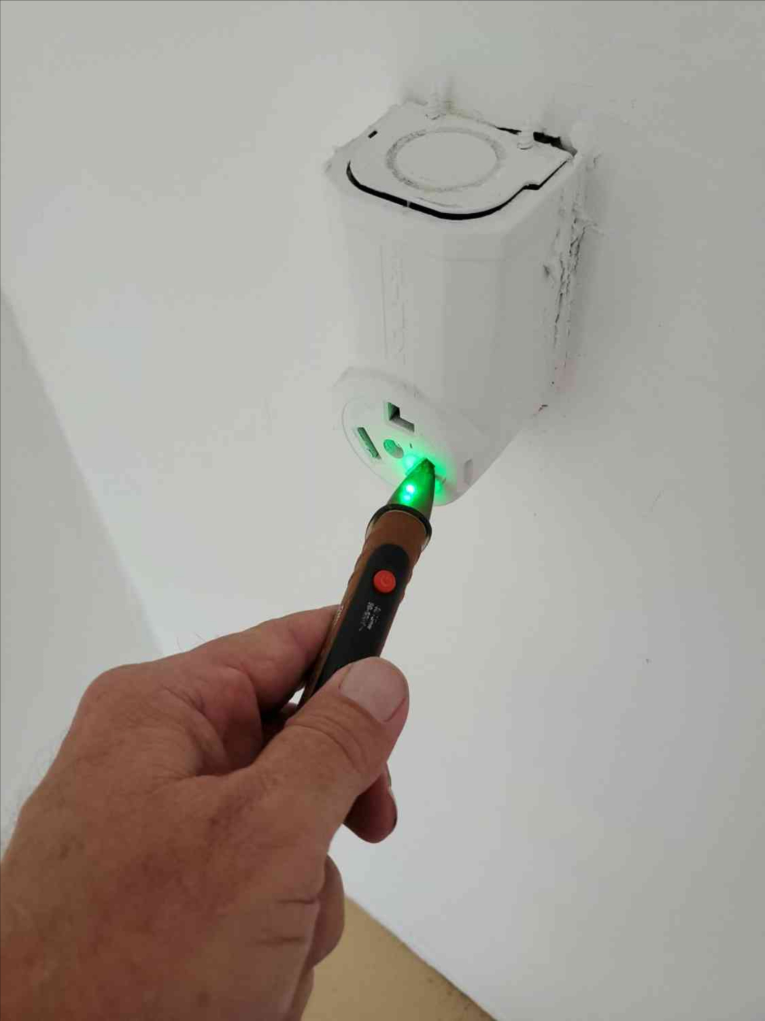 Town & Country electrical inspection photo 16