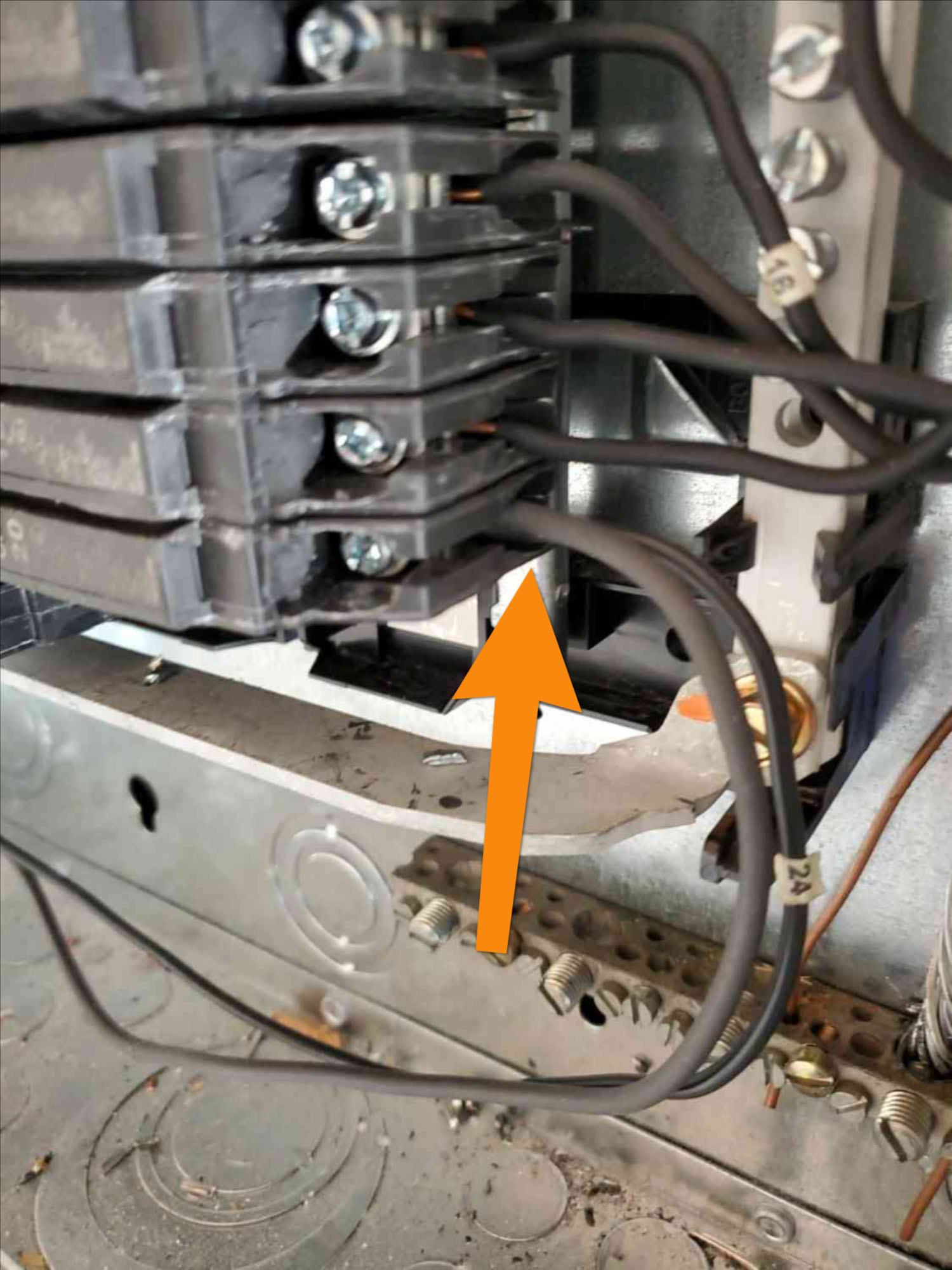 Town & Country structural inspection photo 9